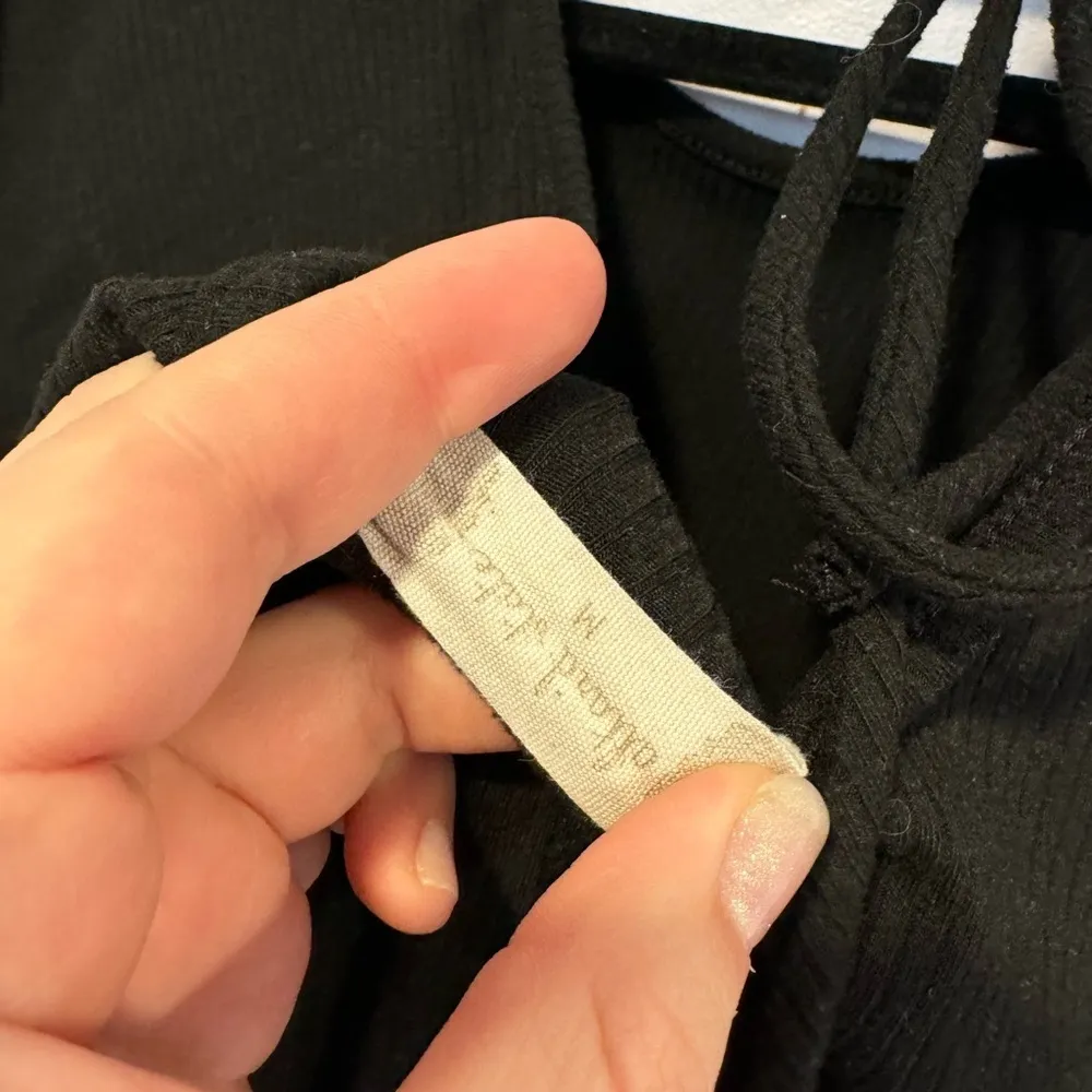 Black ribbed oversized romper‎ - Image 3