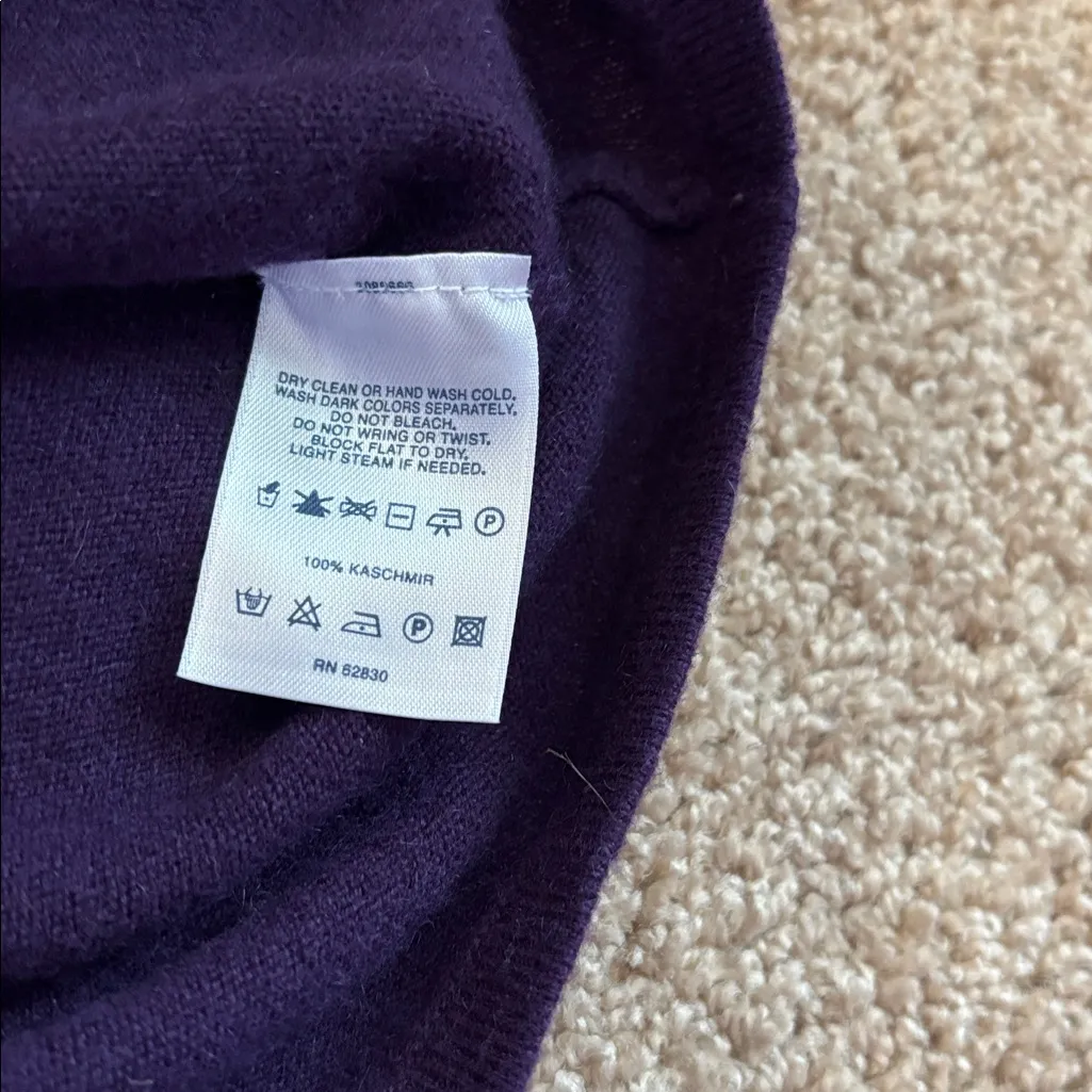 Lands' End  Deep Purple Sweater Size Large - Image 7