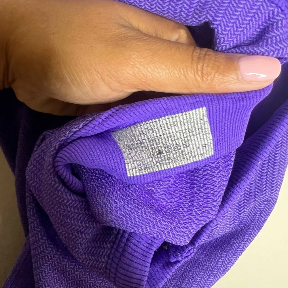 Athleta Womens Size S Chevron Paisley Print Stretch Knit Athletic Tank‎ - Image 3