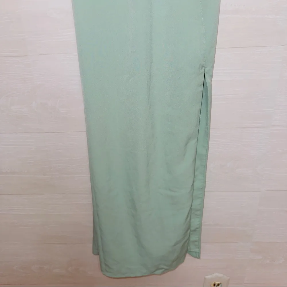 Abercrombie & Fitch Women's Sage Green Sleeveless Tie Front Midi Dress size XS - Image 5