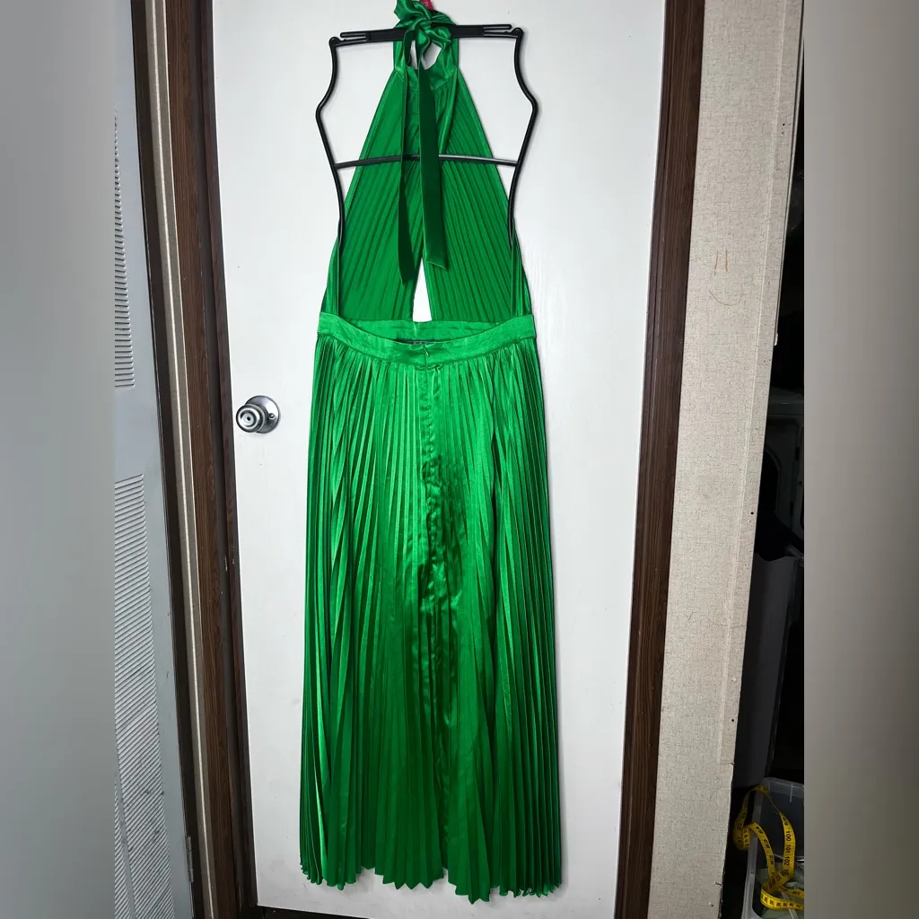 L’IDEE Bright Green Renaissance Mock Neck Pleated Satin Midi Dress Size 12 - Image 4