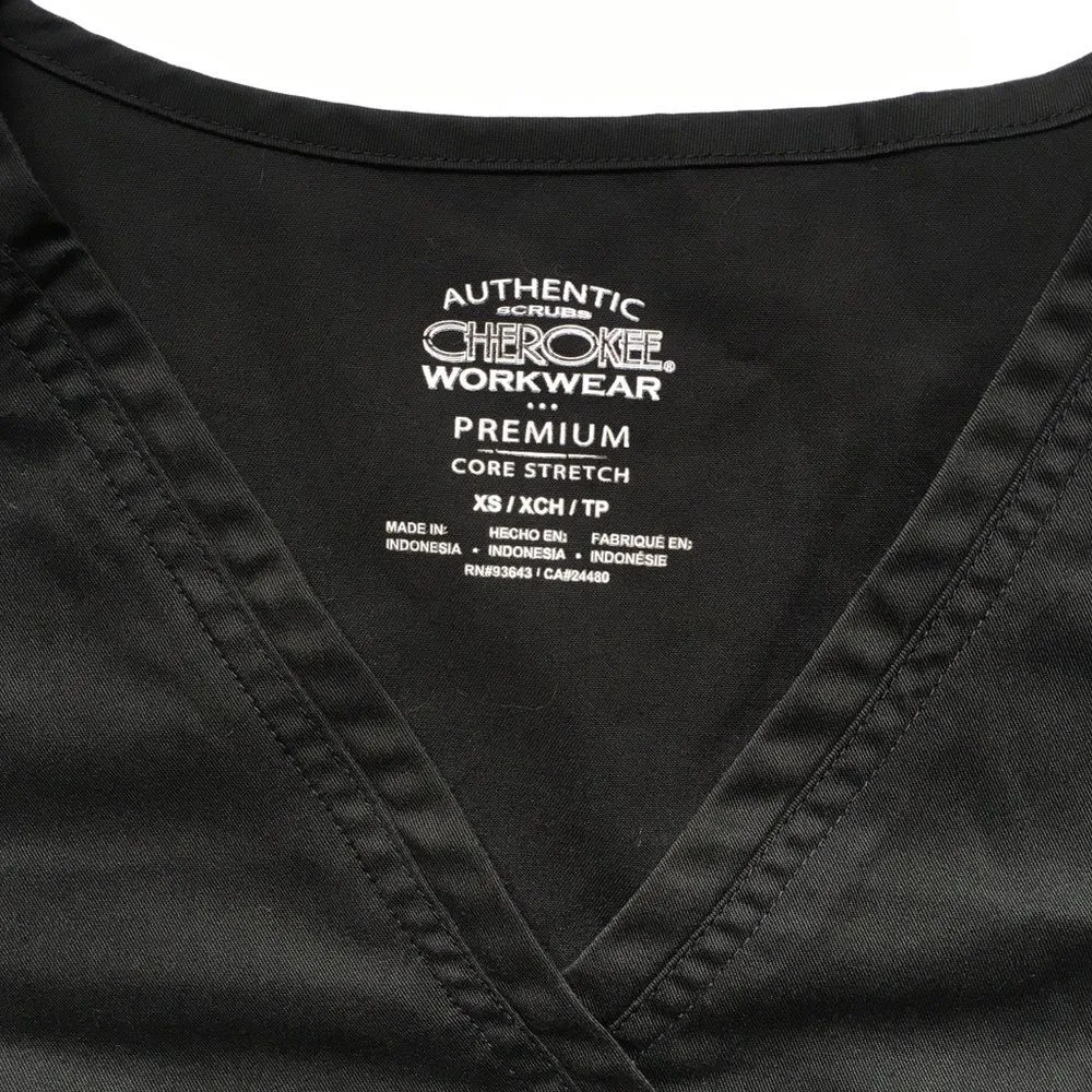 🔃Cherokee Black Scrub Top - Image 4