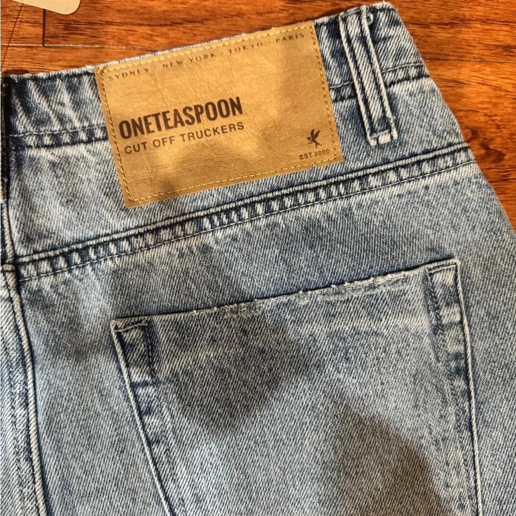 One Teaspoon Long Truckers Mid Waist Relaxed Denim Jorts - Salty Dog Size 26 - Image 7