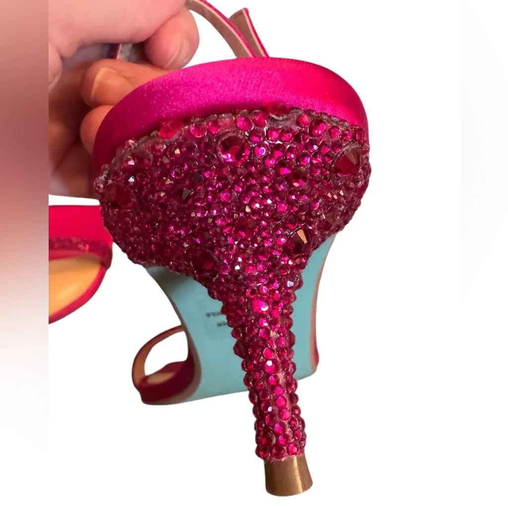 Betsy Johnson Rebel Sling back Kitten Heels Sandals in Fuchsia Women’s size 7.5 - Image 4