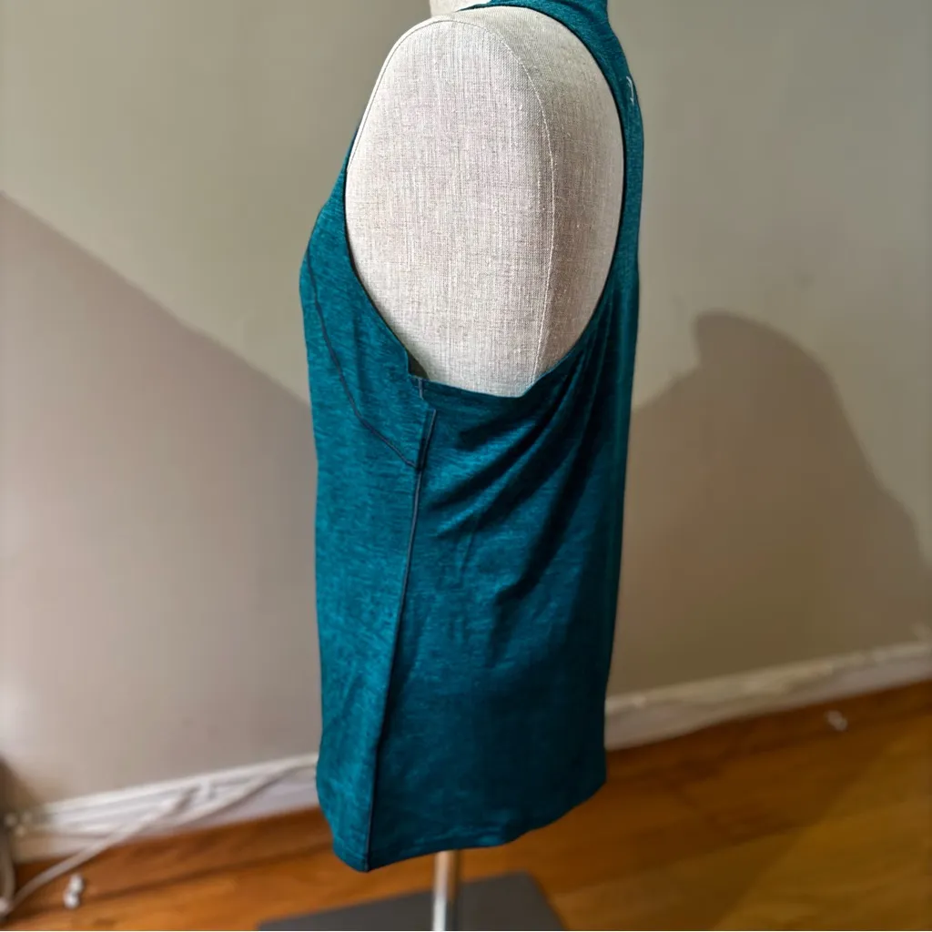 Gymshark Women’s Running Tank Top Teal Seafoam M EUC Racerback Gym Summer Track - Image 4
