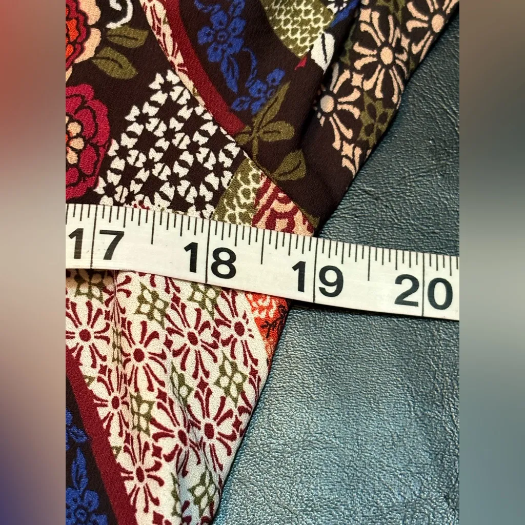 Romeo + Juliet Couture Bell Sleeve Pleated Lace Up Front Dress Size Med Rust - Image 9