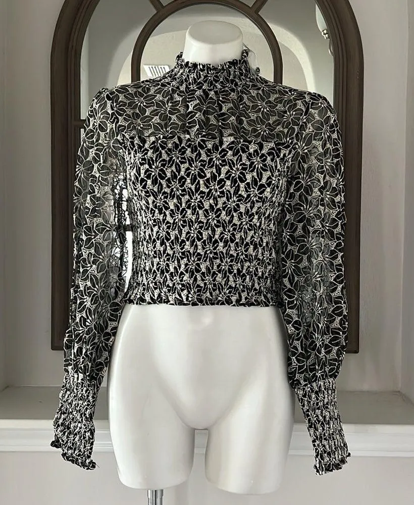 En Saison Embroidered Mock Neck Top, Size S NEW - Image 4