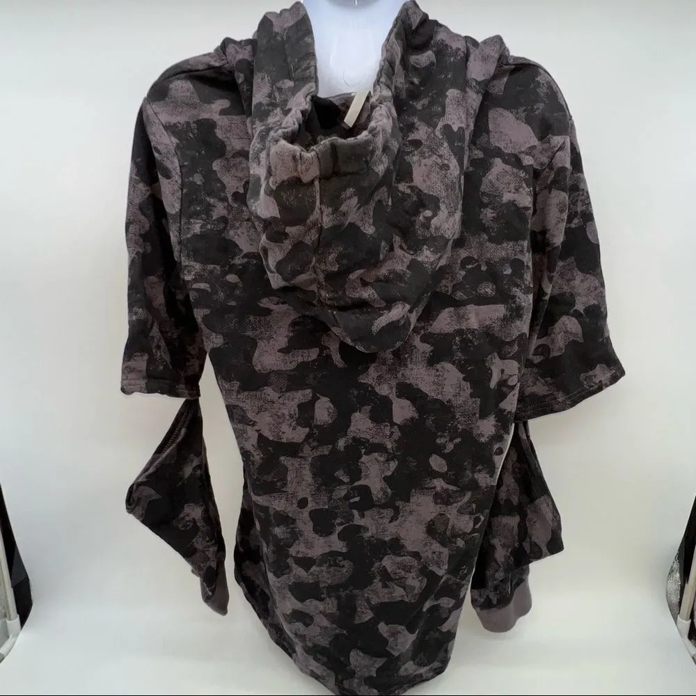 Mona B 100% Cotton Gray and Black Camo Patterned Hoodie with Open Elbows Size S - Image 2