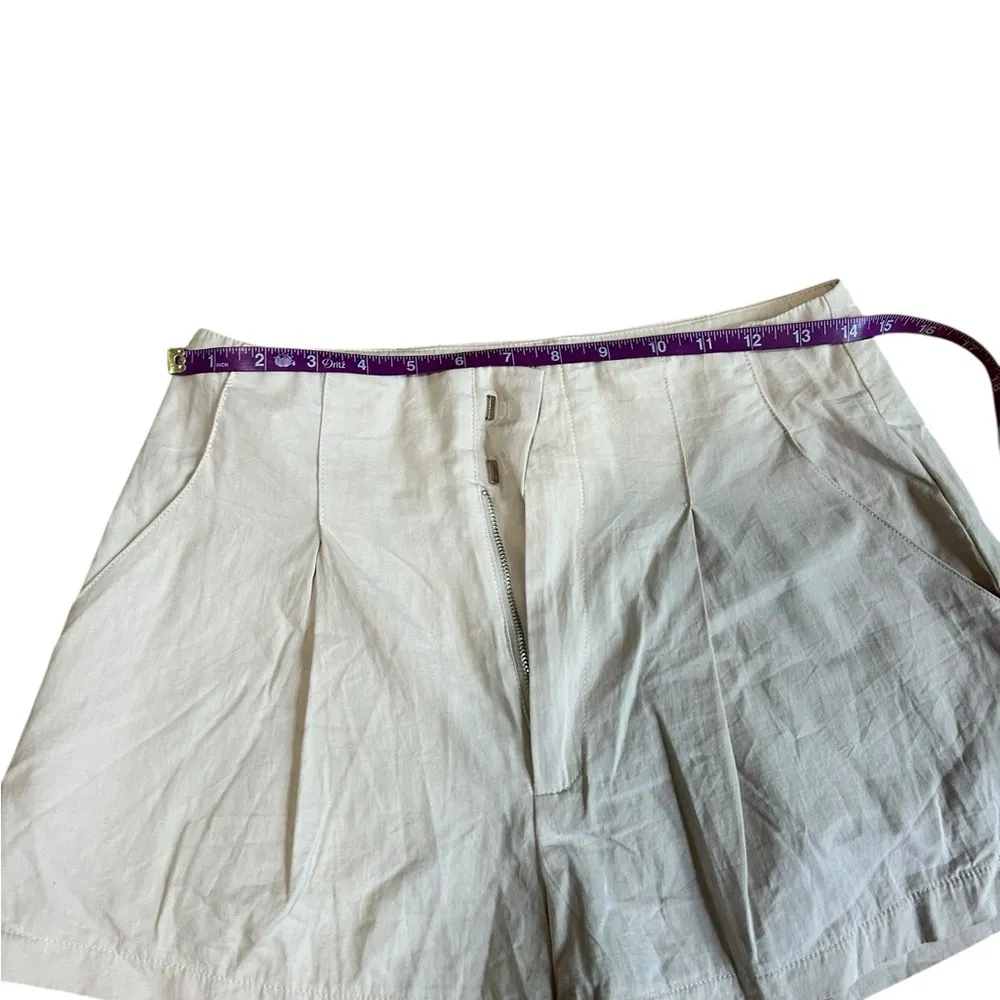 Showpo Elyssa Pleat Detail Shorts Beige Size 6 Preppy Tan - Image 9