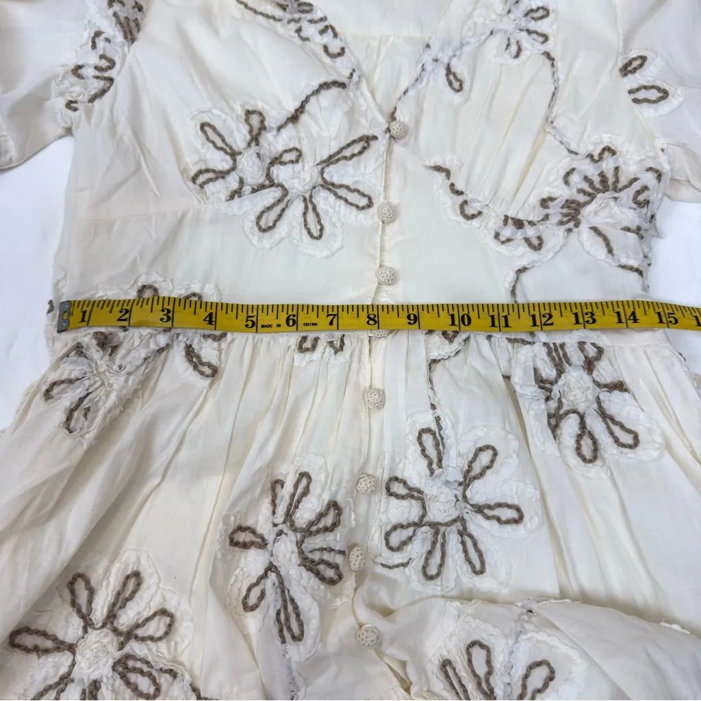 Camellia Embroidered Mini Dress Cream Tunic Style with Floral Embroidery Size M White Size M - Image 11