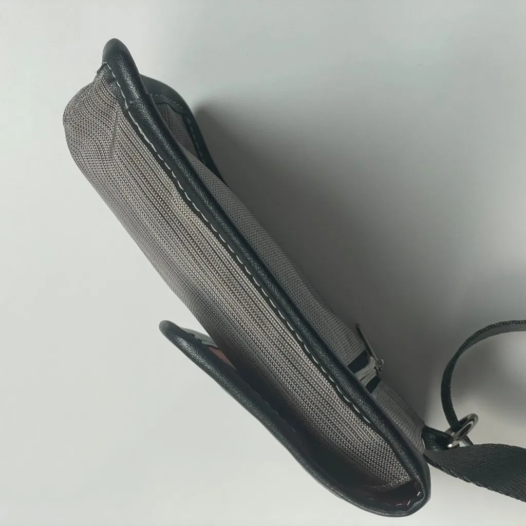 Eagle Creek Crossbody Bag Mini Small Gray Black Trim Magnetic Closure Travel - Image 9