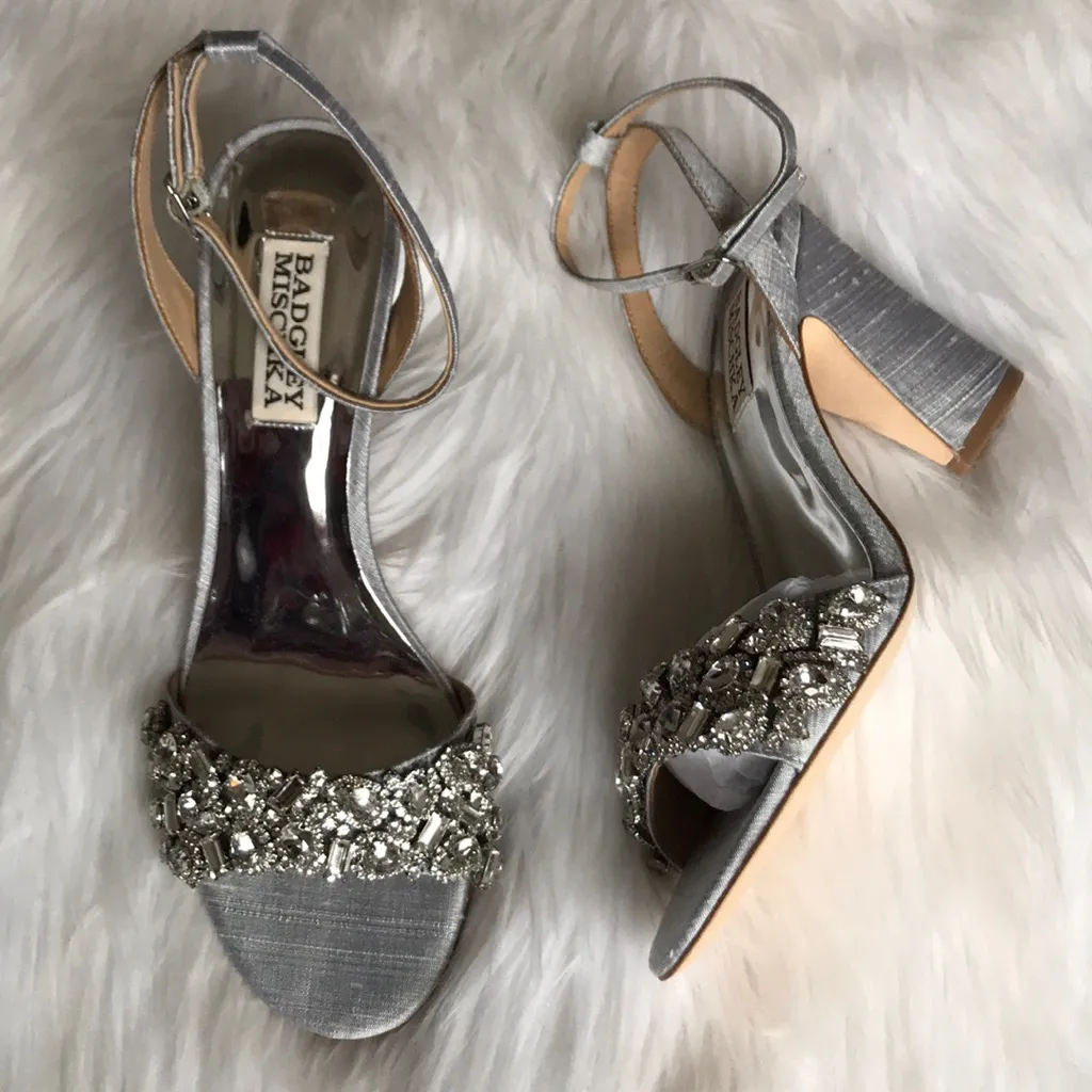 NEW Badgley Mischka Jill Ankle Strap Heels - Image 4