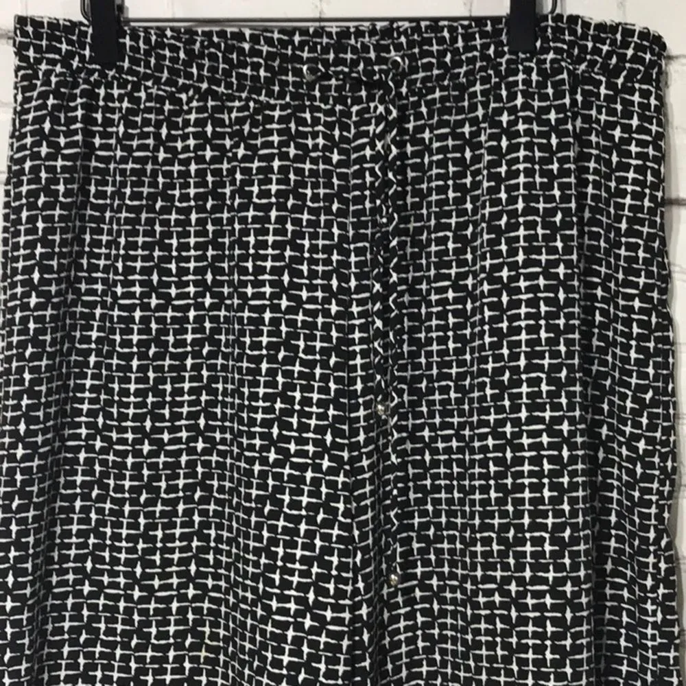 Ellen Tracy brand wide legged pants - Image 5