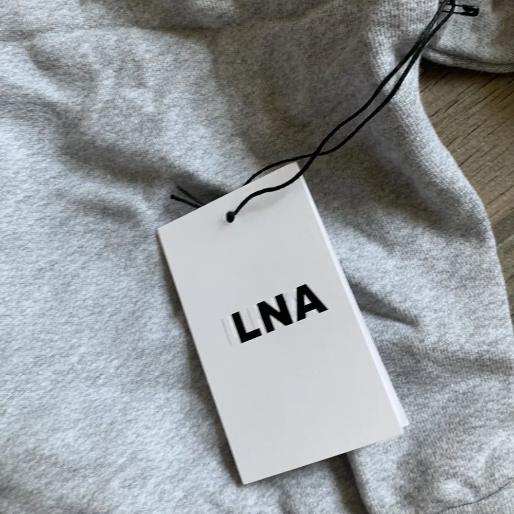 LNA los Angeles gray cropped hoodie - Image 3