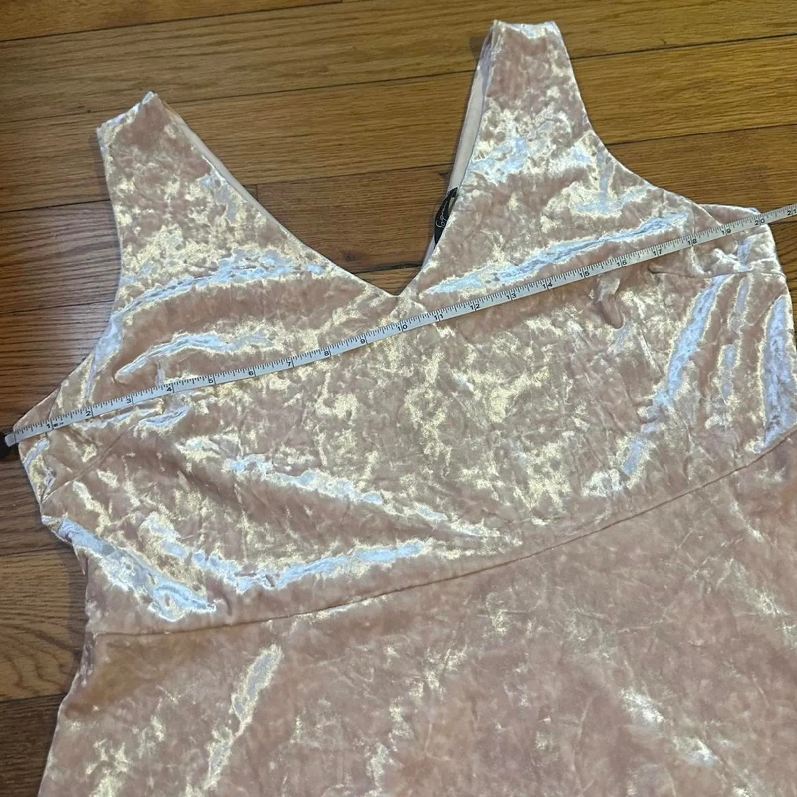 Mini ballet pink velvet dress Size 2X - Image 3