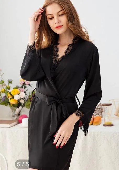 black robe - Image 3