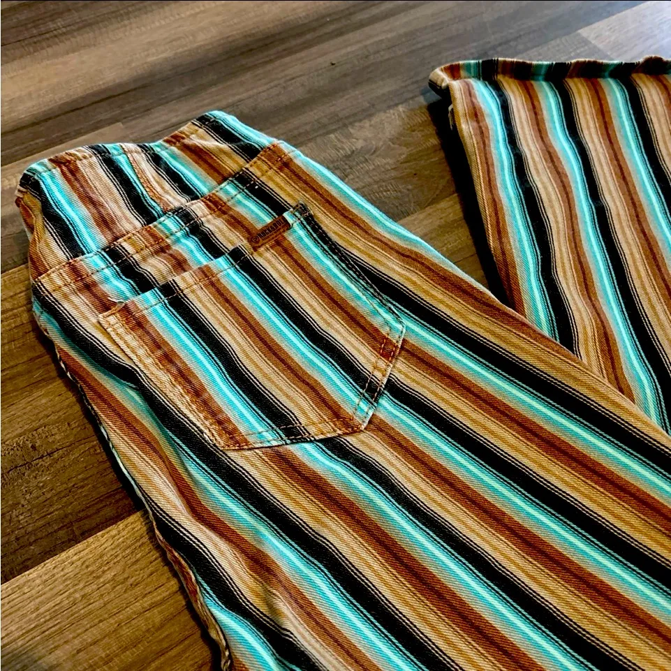 Rock and Roll Cowgirl Striped Pull on Flares size 27x32 - Image 2