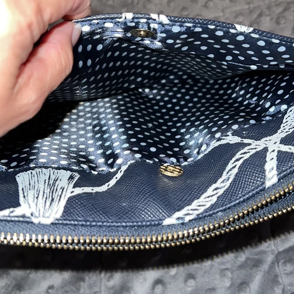 Chico’s blue white tassel print tech bag cosmetic pouch navy blue zip close NWT - Image 5