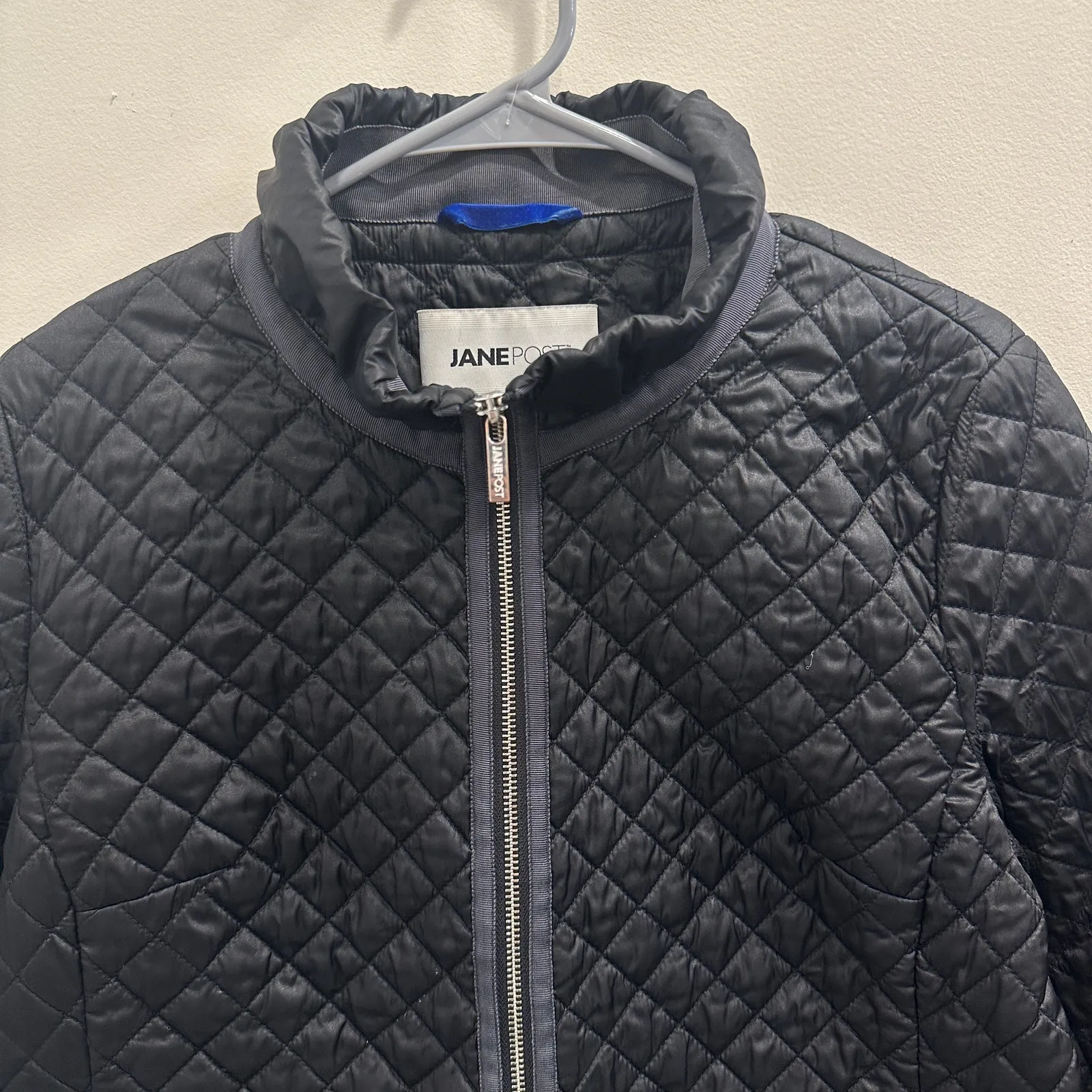 Jane Post Black Satin Quilted Jacket Lightweight Diamond Stitch Zip Front Medium - Image 4