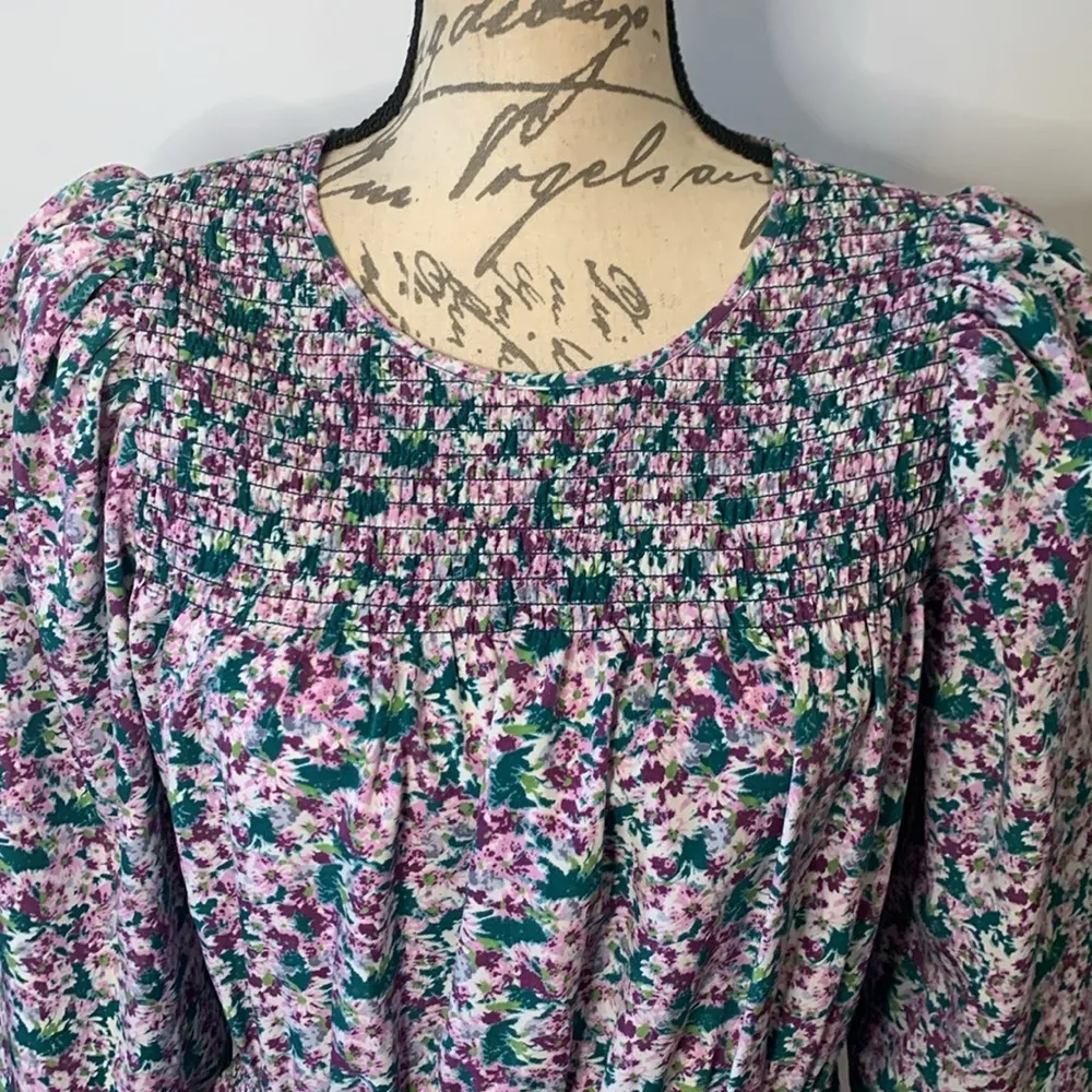floral smocked puff sleeve peplum top M - Image 2