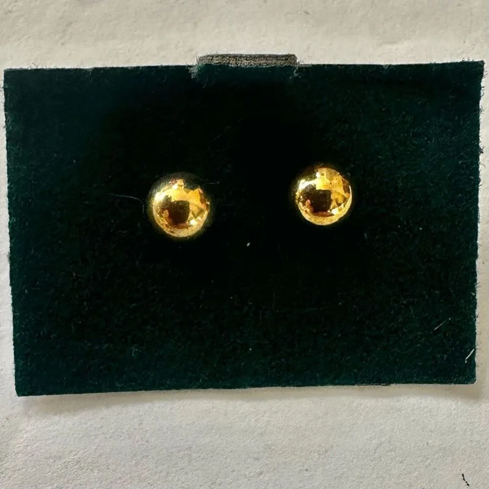 The Marquis Collection gold tone heart pendant with red rose necklace and earring - Image 2