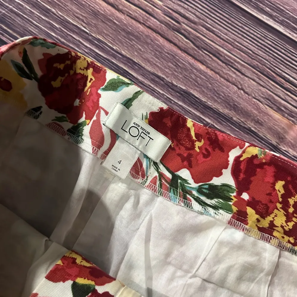LOFT Floral Print Women's‎ Skirt Size 4 - Image 3