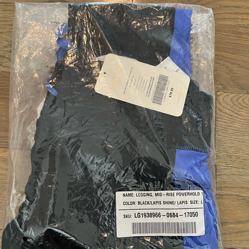 Black and Blue Leggings with Side Pocket - Image 5