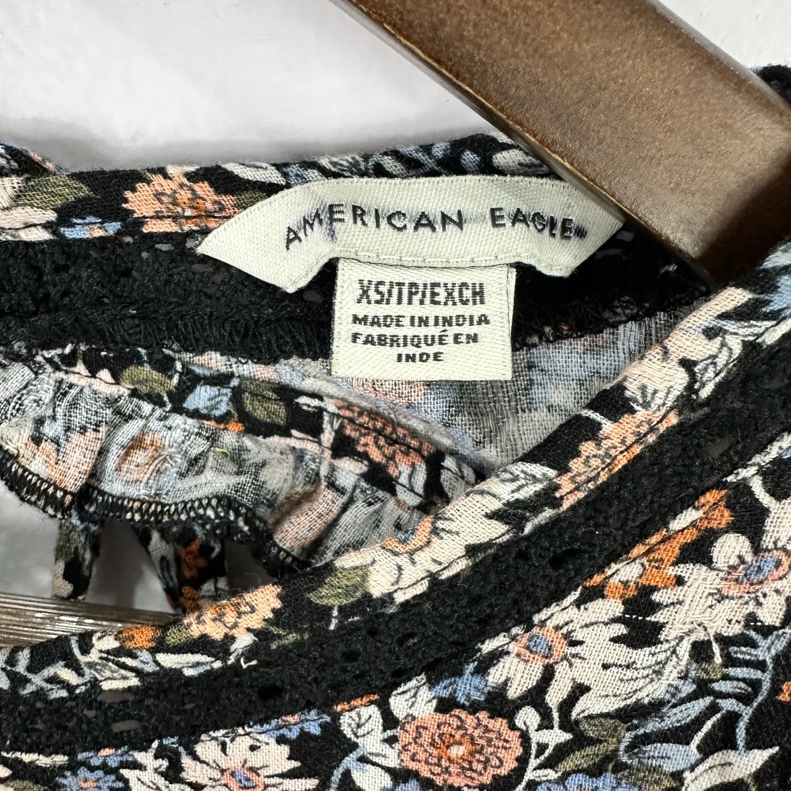 American Eagle Blouse XS Floral Lace Boho Whimsigoth Dark Cottage Romantic Top - Image 2