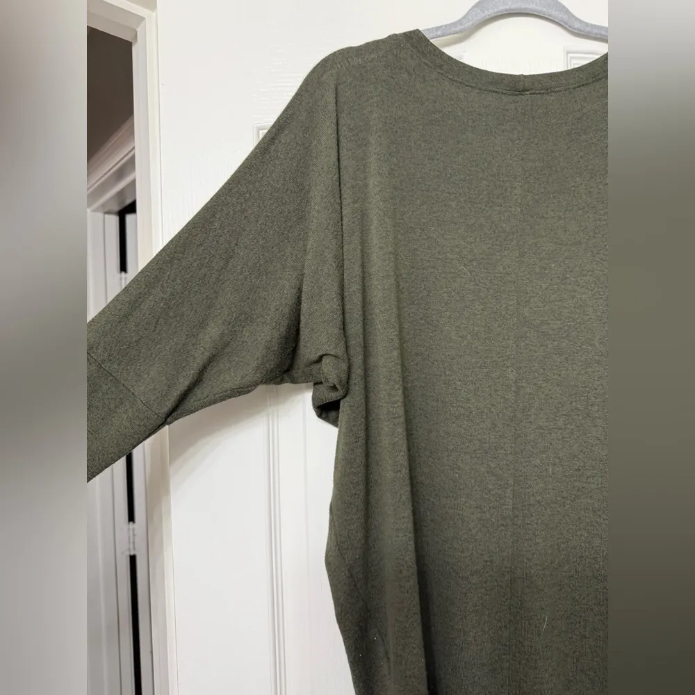 Wantable Hacci Dolman Top Olive XL Green - Image 13
