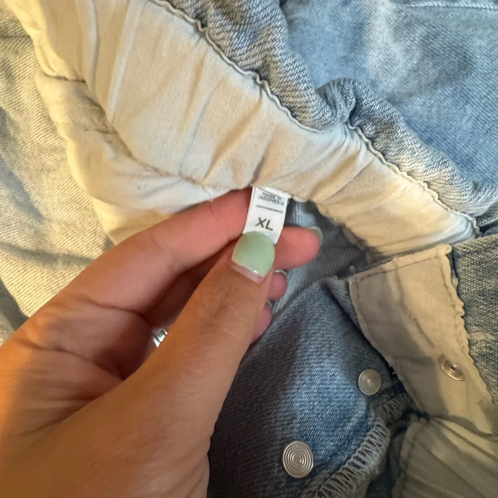 LOFT Light Blue Jean Shorts - Image 8