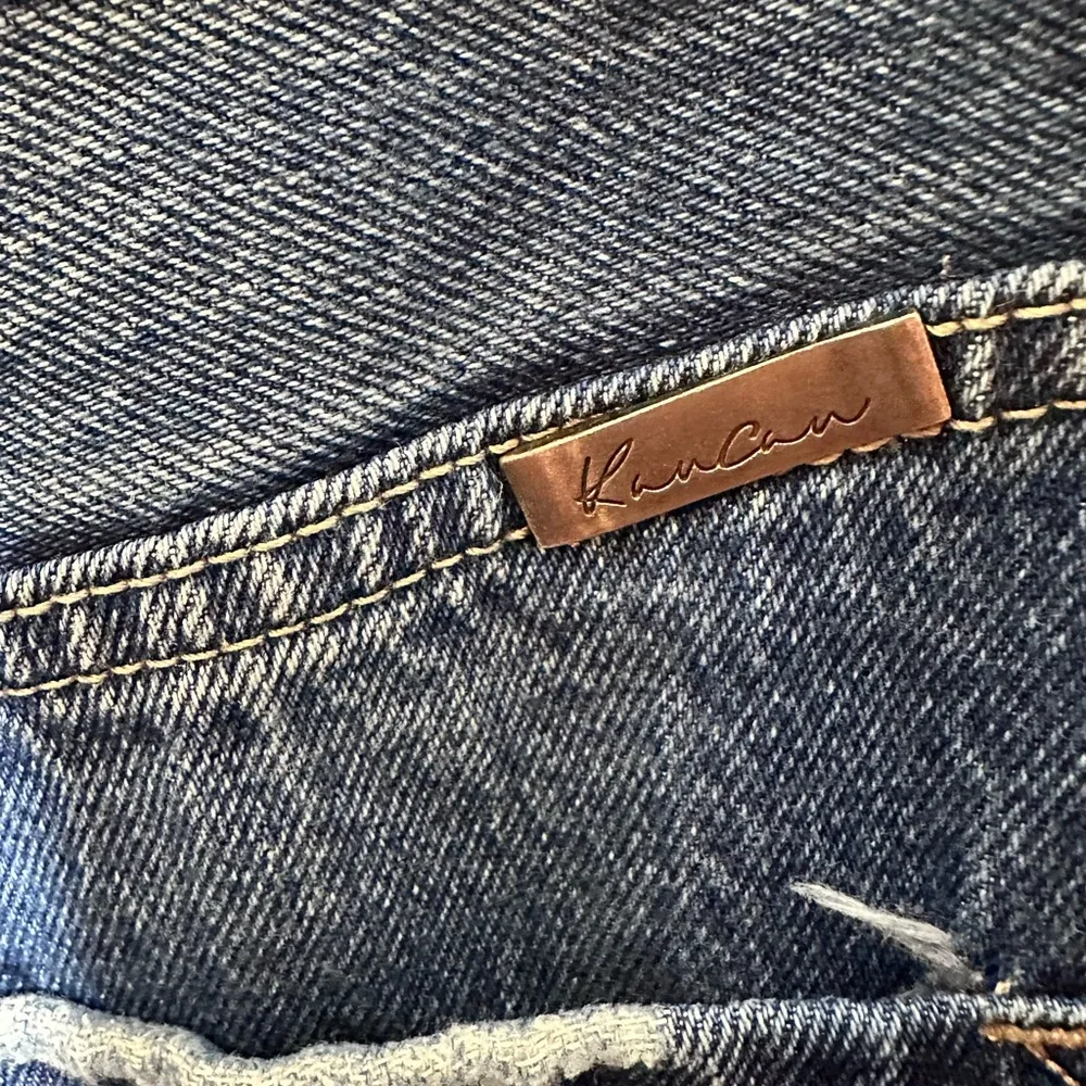 Kancan Estilo Boho Wide Leg Jean Raw Hem High Waisted Button Fly Dark Wash Size7 Blue Size 27 - Image 4