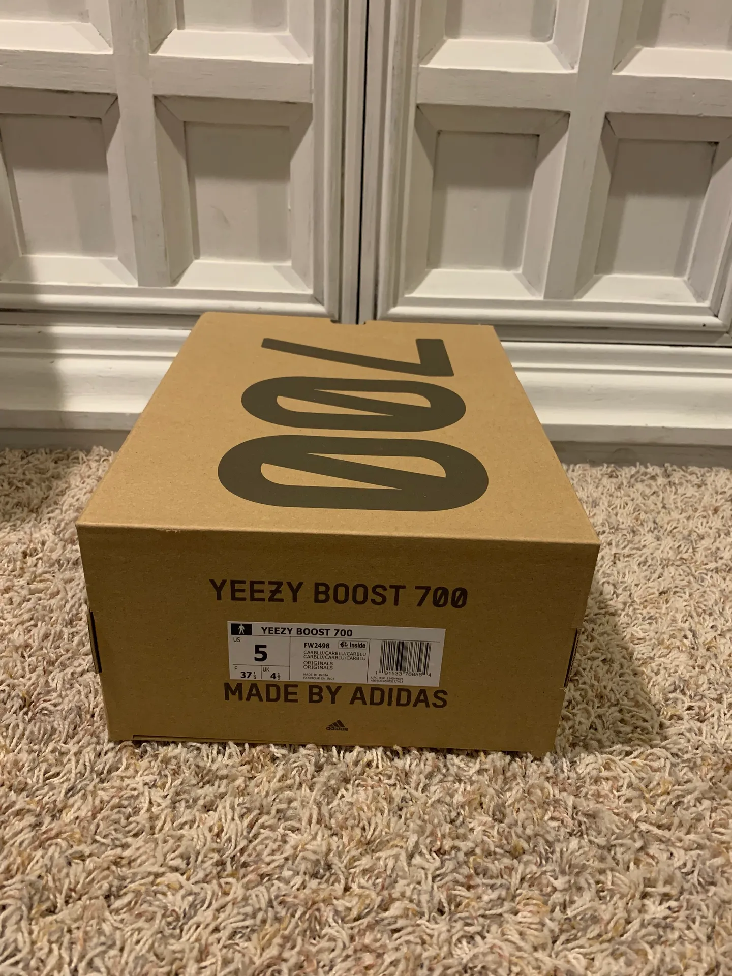 Yeezy Boost 700 Carbon Blue - Image 4