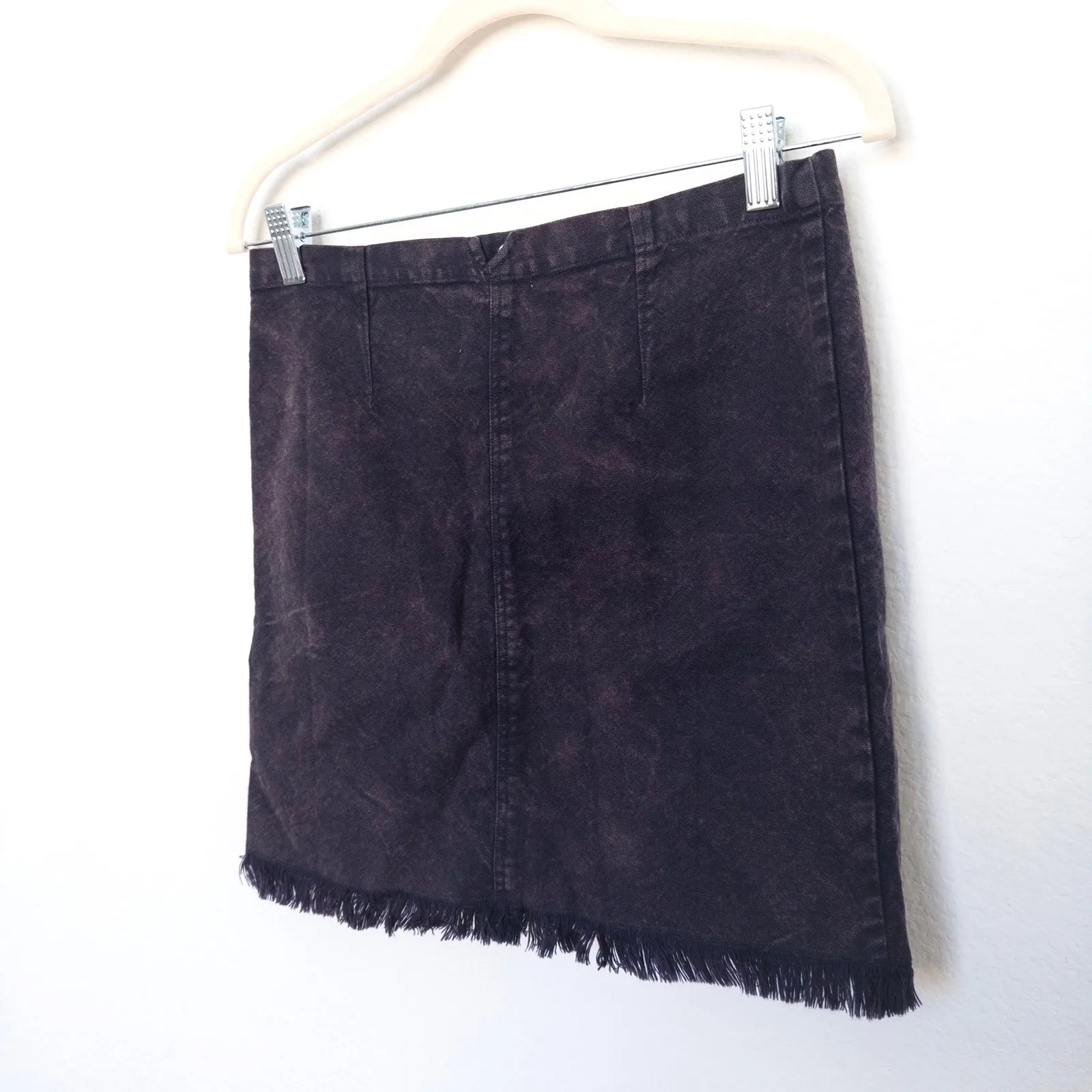 Chaser Womens Skirt Size M Black Denim Acid Wash Button Front Raw Hem Y2K‎ Indie - Image 5