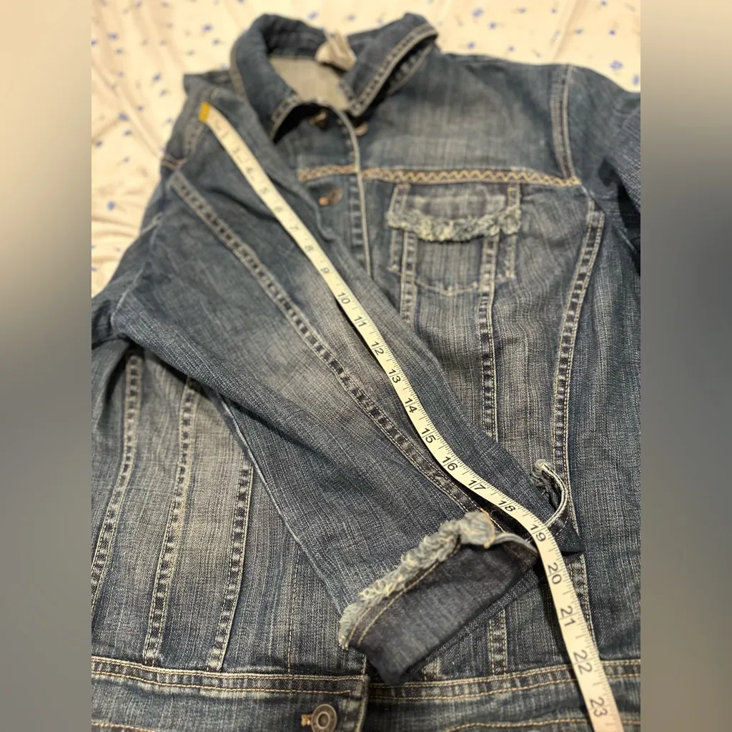 Talbots Petite Womens Sz: 18W Stretch Denim Jean Jacket Frayed Hem Front Pocket. - Image 5