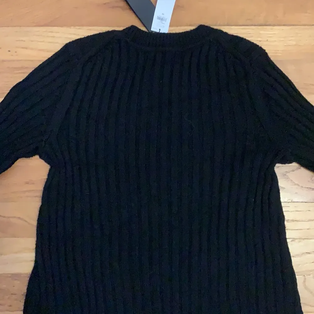 BLACK-Banana Republic Chunky Cable Knit Sweater - Image 9