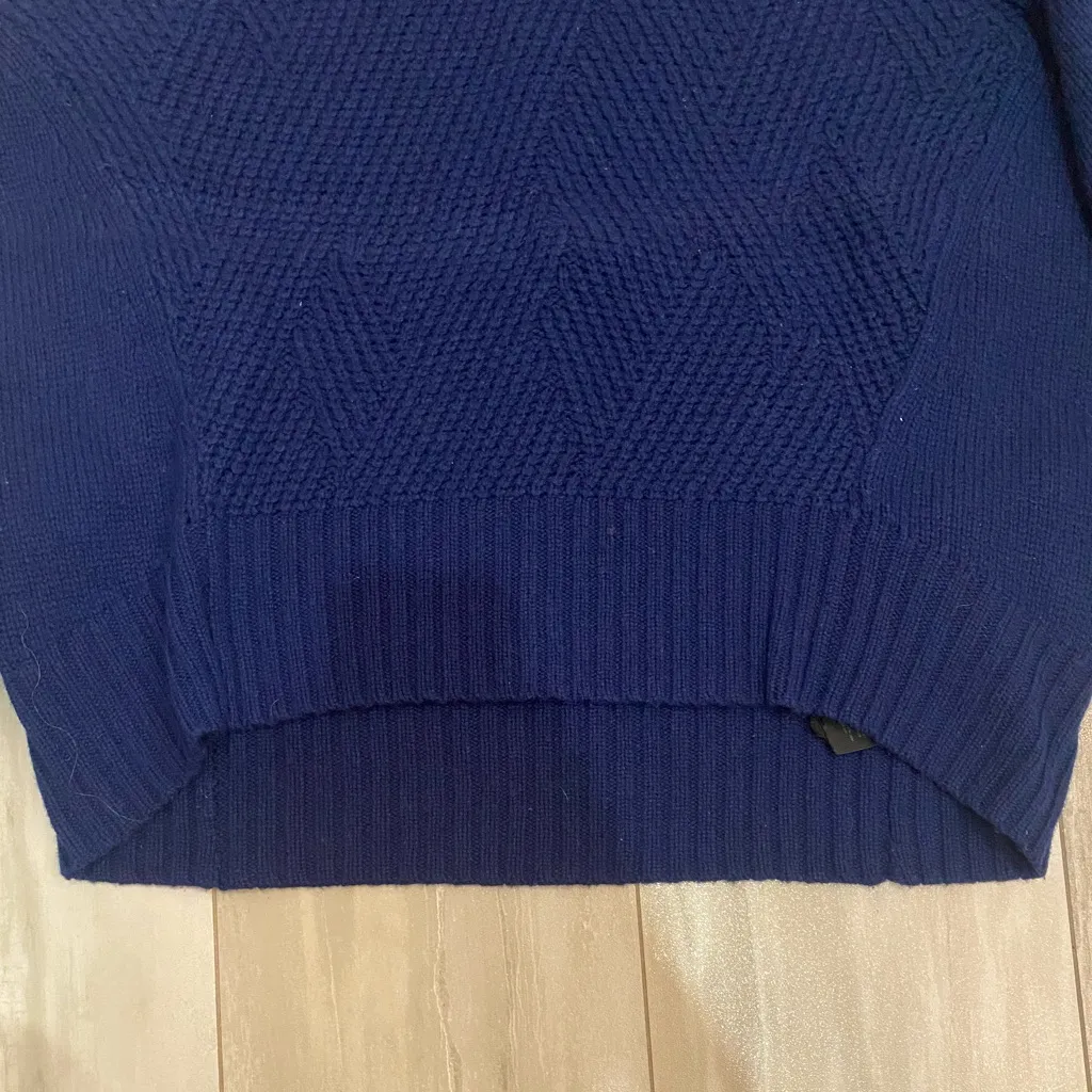 Moth Monochrome Navy Blue Wool Blend Long Sleeve Turtleneck Sweater, size small - Image 6