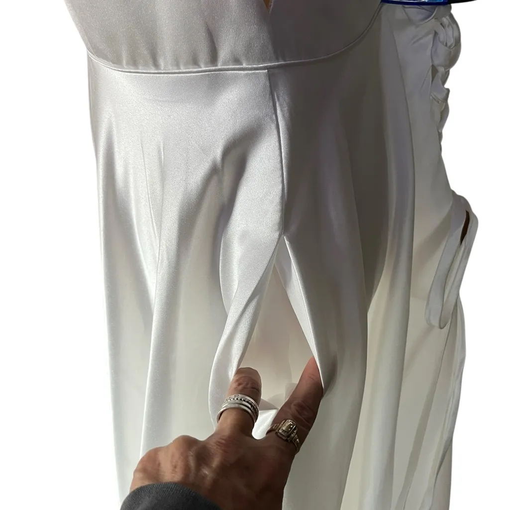 NWOT Plunging Neckline with corset back and pockets wedding dress White Size 12 - Image 7