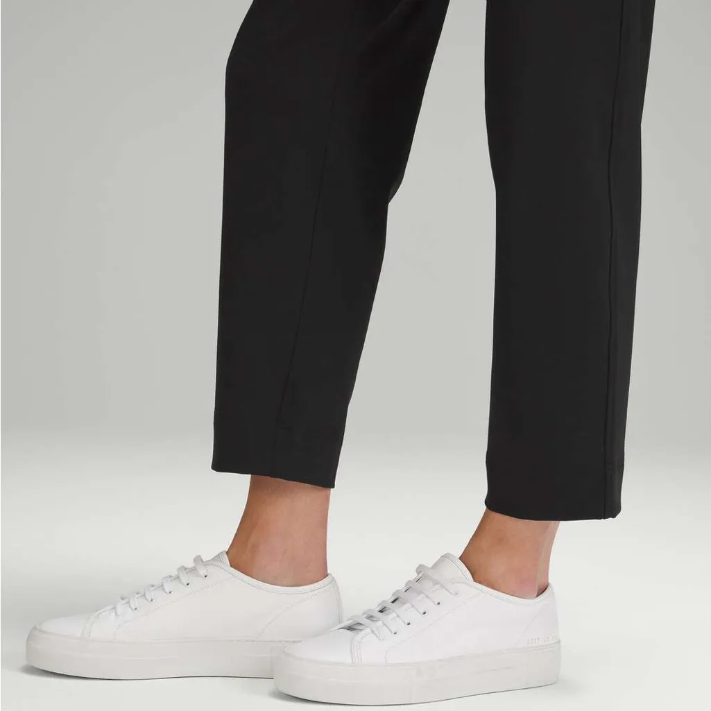 Lululemon Tapered-Leg Mid-Rise Pant 7/8 Length Luxtreme
Black M - Image 5