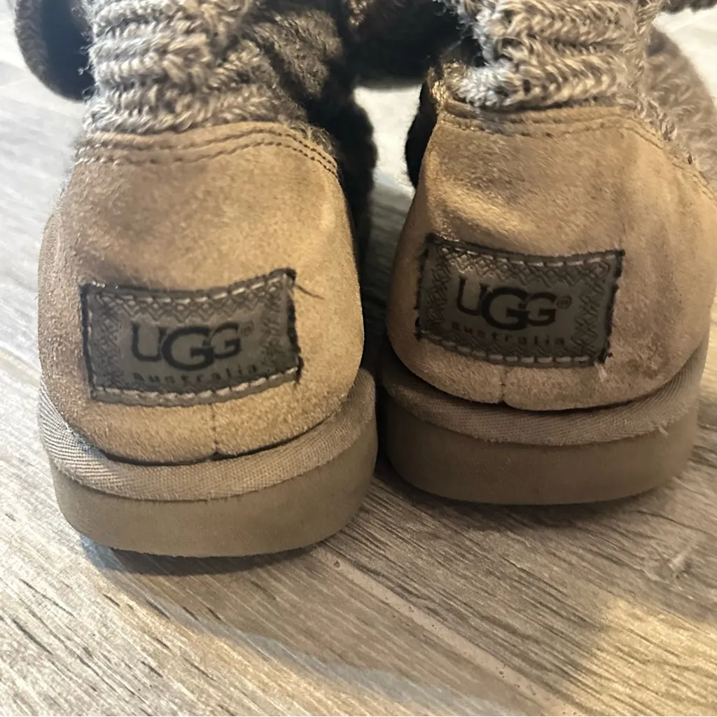 UGG Australia Gray Knit Candy Boots women's (Size 8M) Classic Cozy Comfy Warm - Image 4