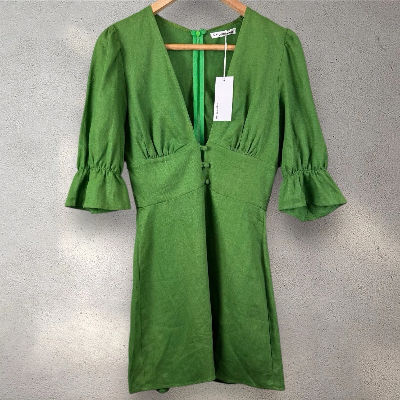 Reformation Simi Linen Mini Dress Size 2 In Kelly‎ Green - Image 3