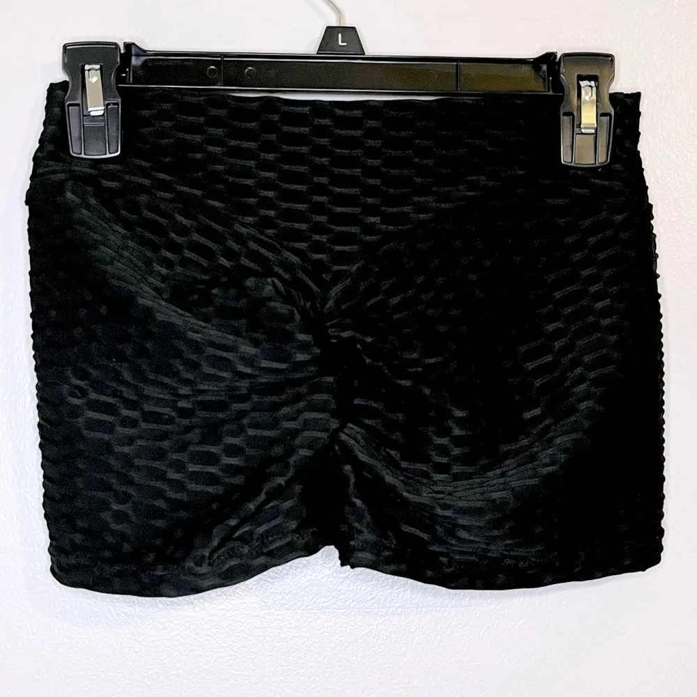 Black Tik Tok High Waisted Shorts Size Medium - Image 3