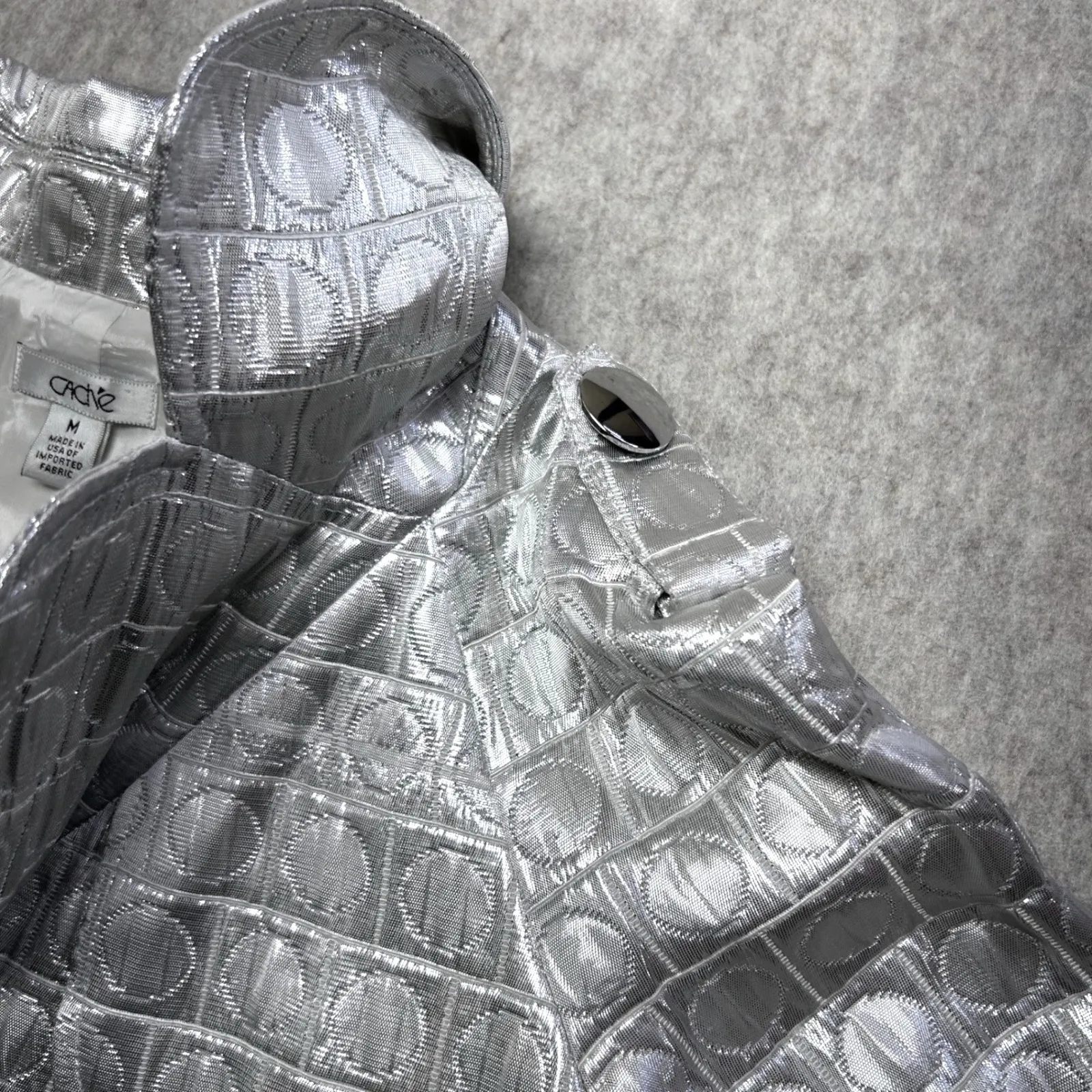 Vintage Cache Silver Metallic Textured Y2K Cropped Blazer Jacket Women's Size M - Image 7