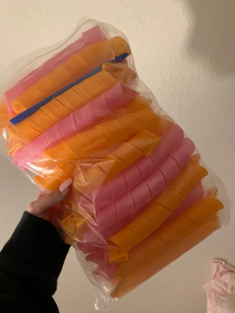 Nordstrom 40 Pcs Heatless Hair Curlers - Image 5