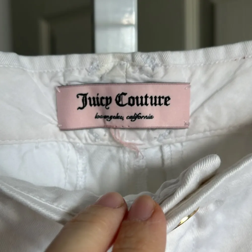 JUICY COUTURE Cotton Twill Pleated Front Relax Casual Short WHITE Comfy … - Image 6
