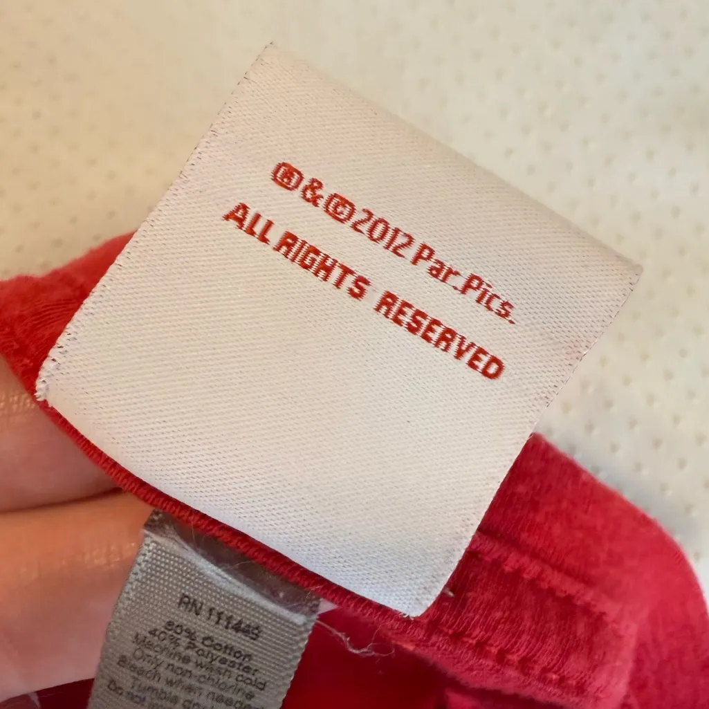 Bubba Gump Shimp Co Flag V Neck T Shirt Red Snug Fit Medium Short Sleeve - Image 5