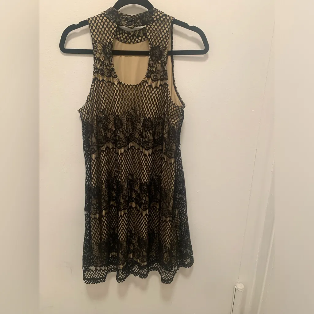 EUC Xhilaration Lace Dress - Image 2