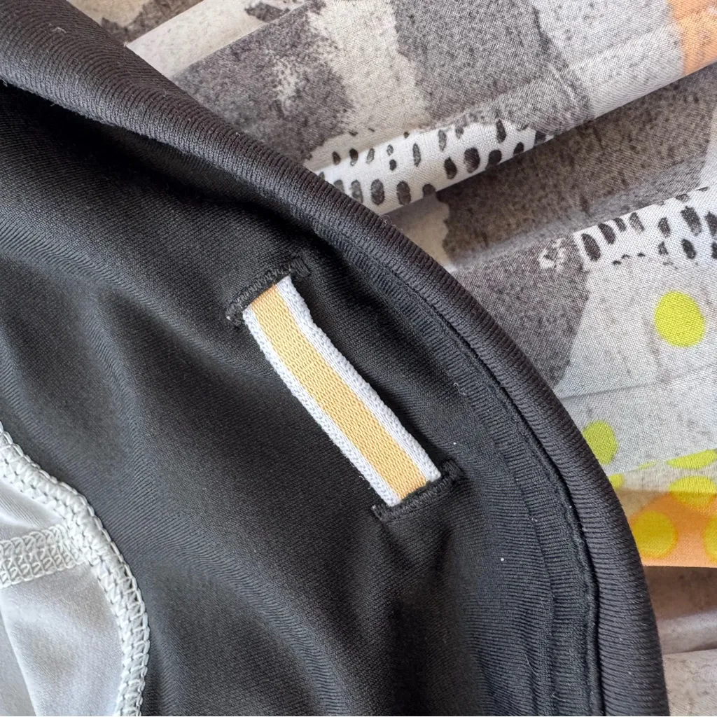 Lululemon Pleat To Street Skirt II Mini Art Pop White Multi Black Size 6 - Image 8