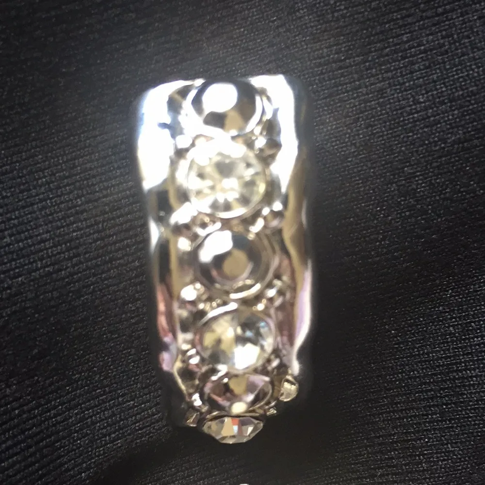 Vintage silver tone rhinestone clip earrings - Image 3