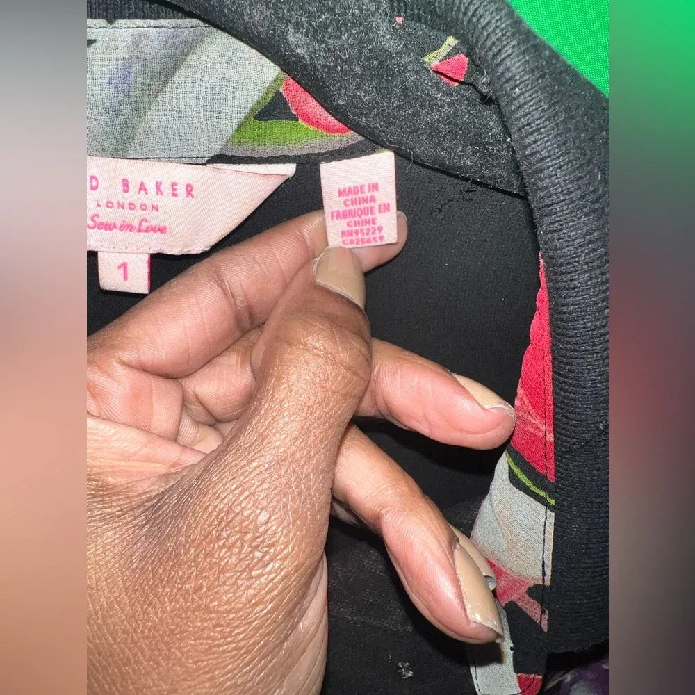 Ted Baker London 100% Polyester Blouse size Small - Image 7