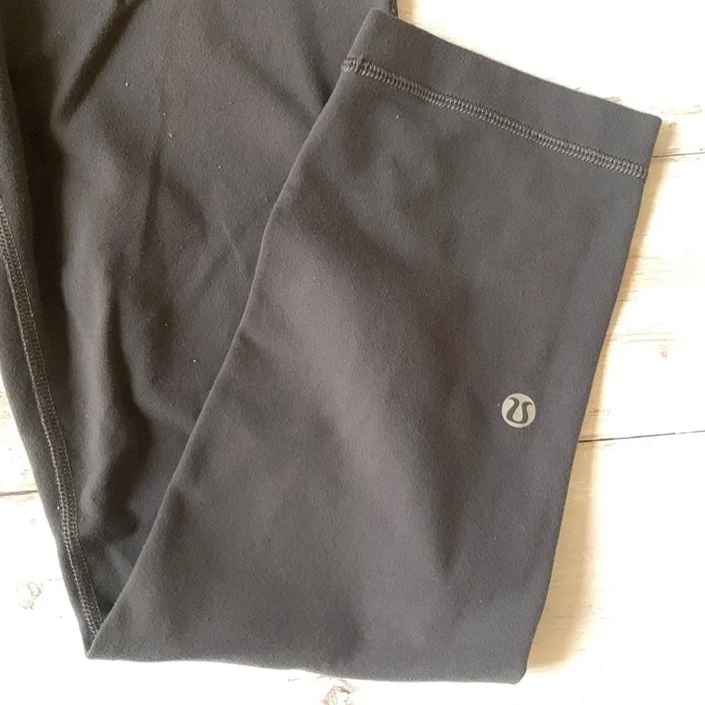 Lululemon Athletica Size 4 Gray Pocket Leggings H6 Size Small Drawstring - Image 4